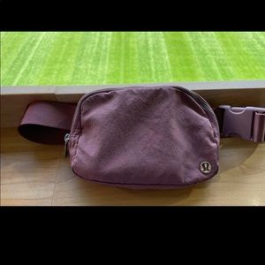 Lululemon Everywhere Belt Bag (used)